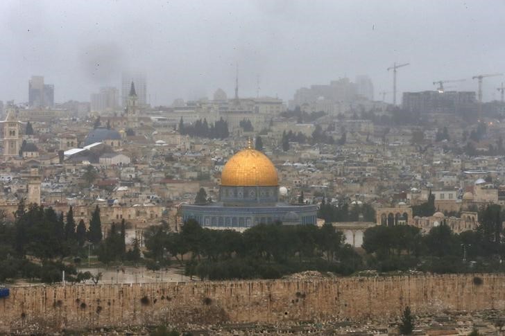 © Reuters. Complexo conhecido por muçulmanos como Nobre Santuário e por judeus como Monte do Templo, em Jerusalém