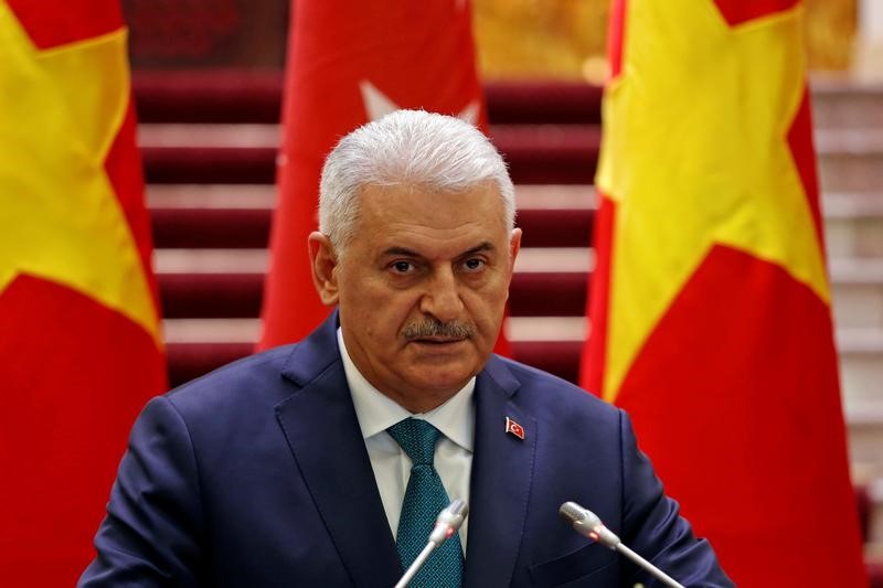 © Reuters. Premiê turco Yildirim concede entrevista em Hanoi