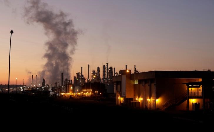 © Reuters. Visão geral de refinaria da Petrobras, em Paulínia, São Paulo