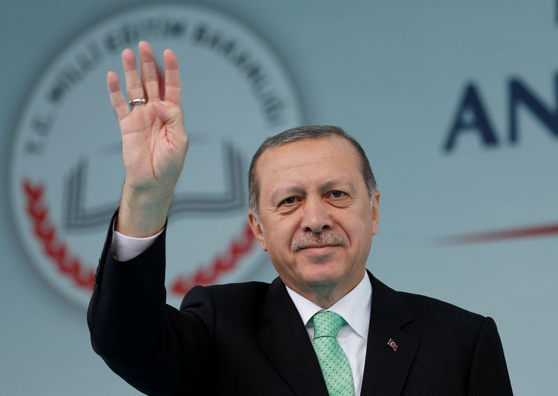 © Reuters. Turkish President Erdogan attends opening ceremony of Recep Tayyip Erdogan Imam Hatip School in Istanbul,