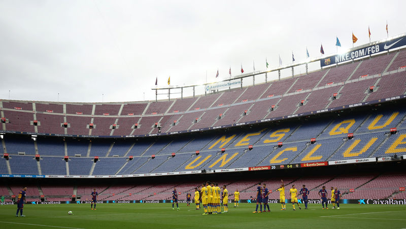 © Reuters. El Barça gana 3-0 a Las Palmas en un Camp Nou vacío
