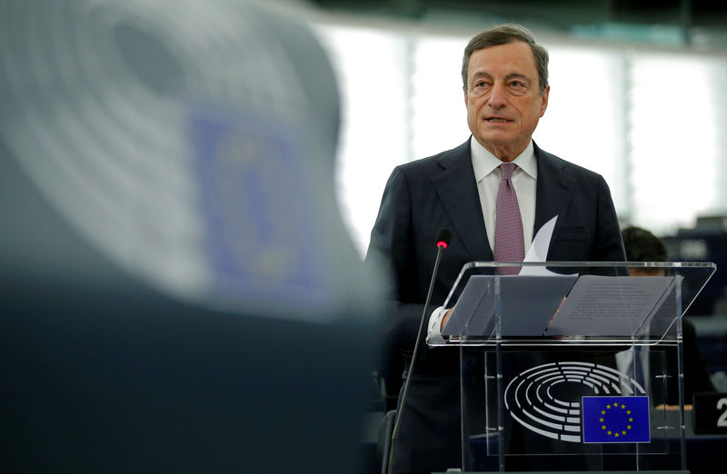 © Reuters. ECB President Draghi delivers a speech during a debate on the ECB annual report for 2016 at the European Parliament in Strasbourg