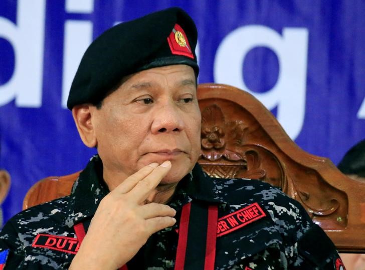 © Reuters. Un asesor de Duterte dice que no hay que tomar de forma literal al presidente