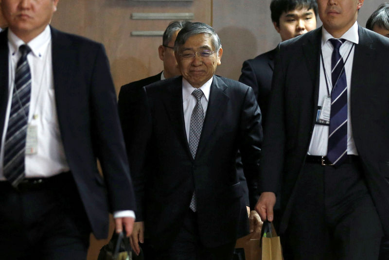 © Reuters. Kuroda vuelve a ser elegido como jefe del Banco de Japón