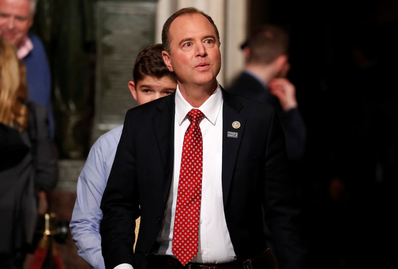 © Reuters. FILE PHOTO:    Rep. Schiff arrives to watch U.S. President Trump deliver his State of the Union address to a joint session of Congress in Washington