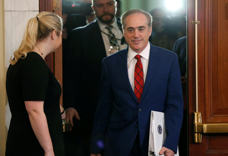 © Reuters. U.S. Secretary of Veterans Affairs David Shulkin arrives to testify to the House Veterans' Affairs Committee on the VA's budget request for FY2019 on Capitol Hill in Washington