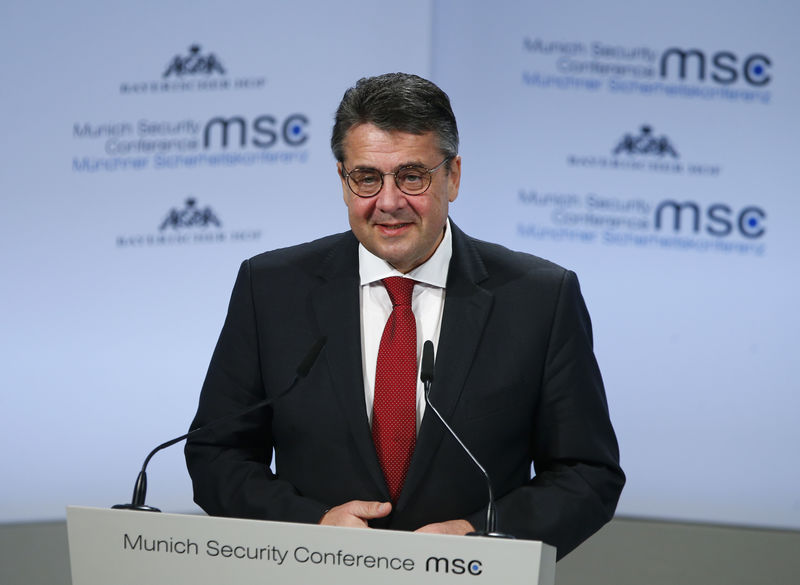 © Reuters. German Foreign Minister Gabriel talks at the Munich Security Conference in Munich