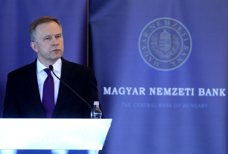 © Reuters. Il governatore della banca centrale lettone Ilmars Rimsevics