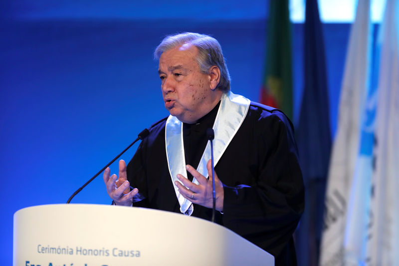 © Reuters. U.N. Secretary General Antonio Guterres gives a speech during a ceremony at Lisbon University where Guterres received his honoris causa degree