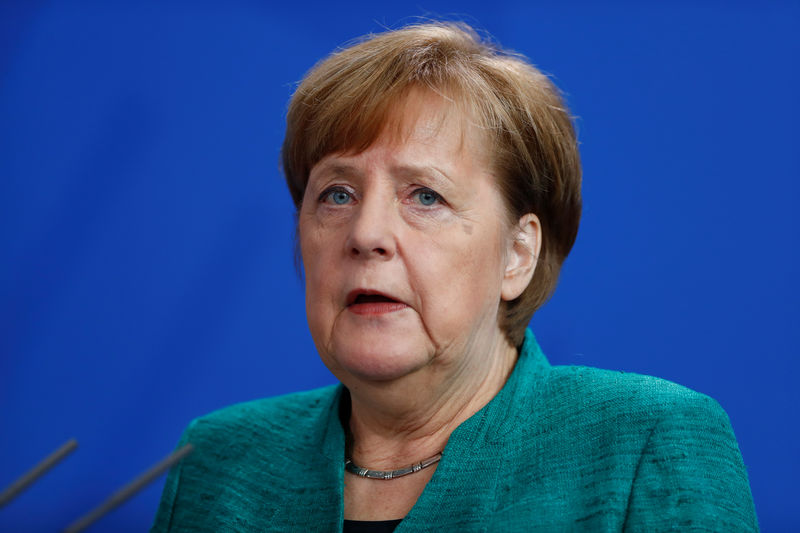 © Reuters. استطلاع: حزب البديل من أجل ألمانيا اليميني يصبح ثاني أقوى أحزاب البلاد