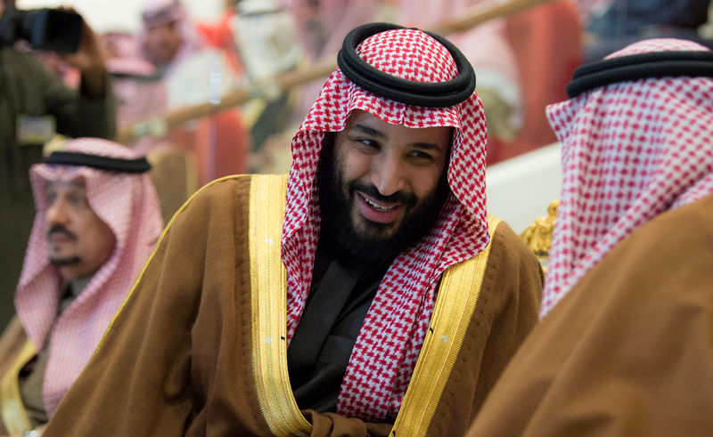 © Reuters. FILE PHOTO: Saudi Arabia's Crown Prince Mohammed Bin Salman attends the Annual Horse Race ceremony, in Riyadh