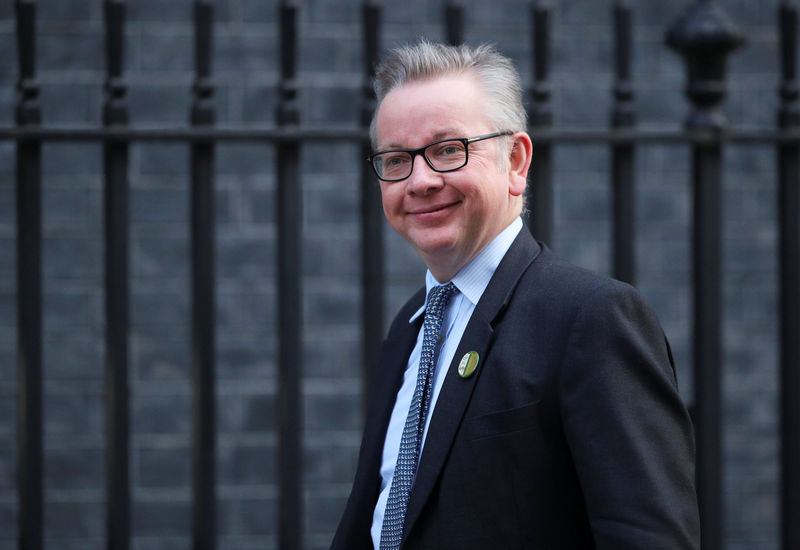 © Reuters. Britain's Secretary of State for Environment, Food and Rural Affairs Michael Gove arrives in Downing Street in London