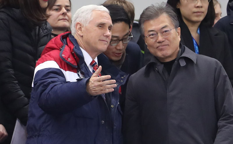 © Reuters. مكتب بنس : مسؤولون كوريون شماليون ألغوا اجتماعا مقررا مع نائب الرئيس الأمريكي