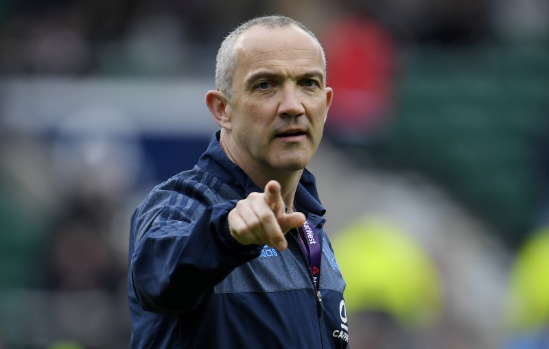 © Reuters. Italy head coach Conor O'Shea during the warm up before the game