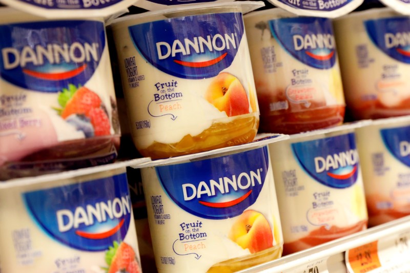 © Reuters. Containers of Danone's Dannon Yogurt are displayed in a supermarket in New York