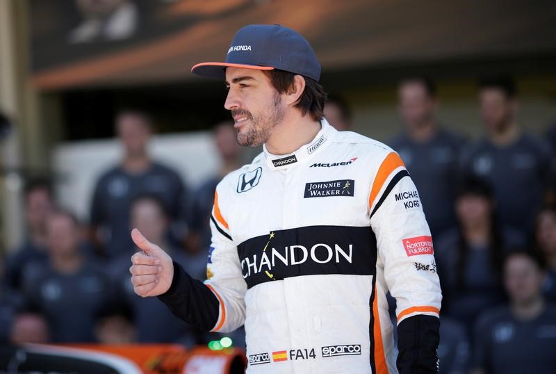 © Reuters. McLaren desvela sus intenciones con un nuevo coche de Fórmula Uno