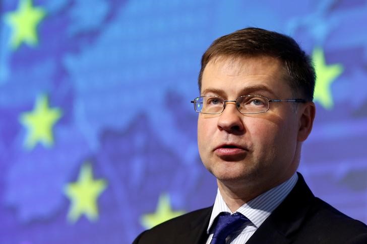© Reuters. EU Commission Vice-President Dombrovskis speaks about the future of the Banking Union in Brussels