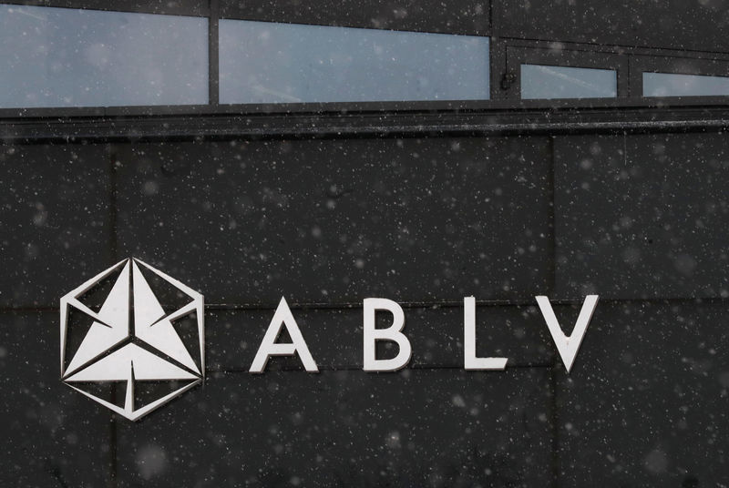 © Reuters. A logo of the ABLV Bank is pictured in Riga