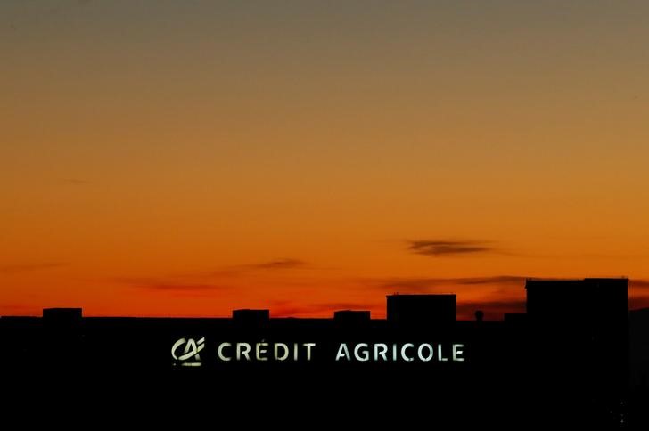 © Reuters. The logo of Credit Agricole is seen on a bank branch in Lausanne