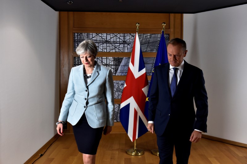 © Reuters. Britain's PM May and European Council President Tusk meet in Brussels