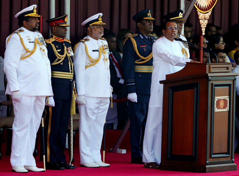 © Reuters. Sri Lanka's President Sirisena addresses the nation during the Sri Lanka's 70th Independence day celebrations in Colombo