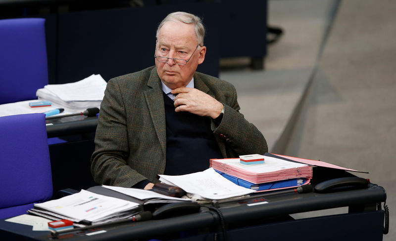 © Reuters. German lower house of Parliament Bundestag session in Berlin