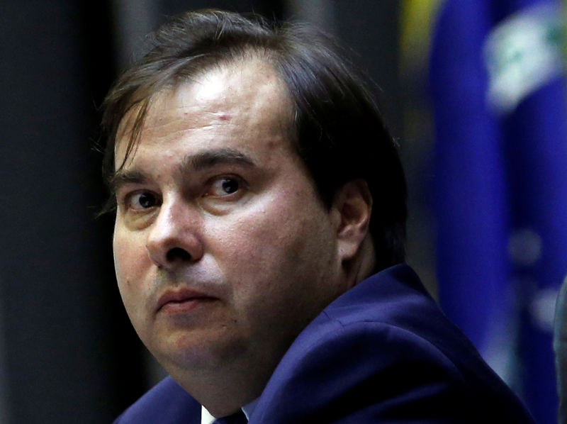 © Reuters. Presidente da Câmara dos Deputados do Brasil, Rodrigo Maia, durante sessão do Congresso, em Brasília, Brasil