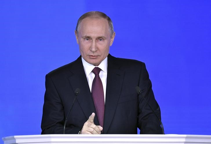 © Reuters. Il presidente russo, Vladimir Putin, alla Duma di Mosca