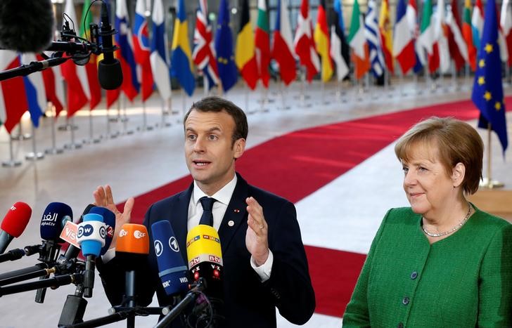 © Reuters. Ante los recortes fiscales de EEUU, Francia y Alemania aceleran la armonización