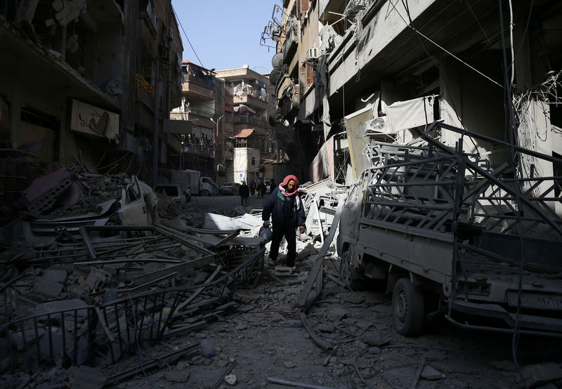 © Reuters. روسيا تعرض على مقاتلي المعارضة الخروج الآمن من الغوطة الشرقية