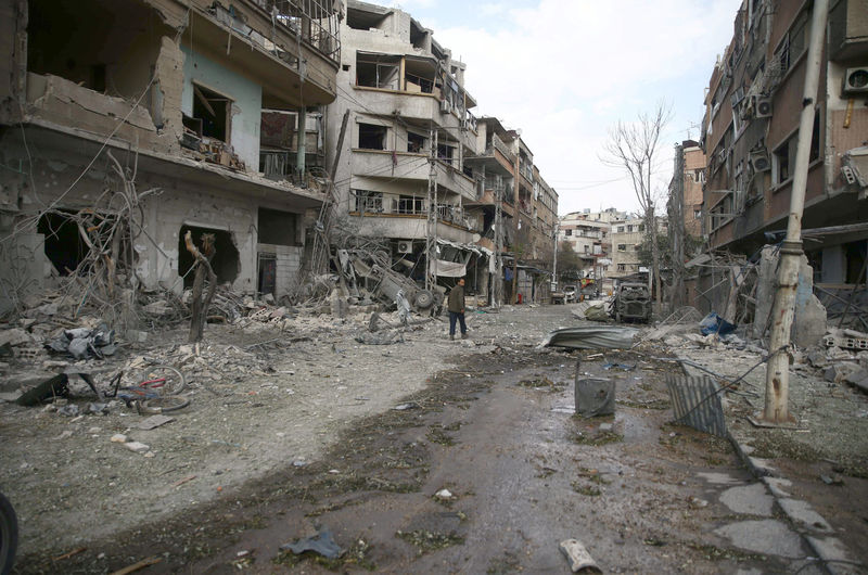 © Reuters. محققون دوليون يحثون روسيا وأمريكا على التحقيق في ضربات جوية بسوريا