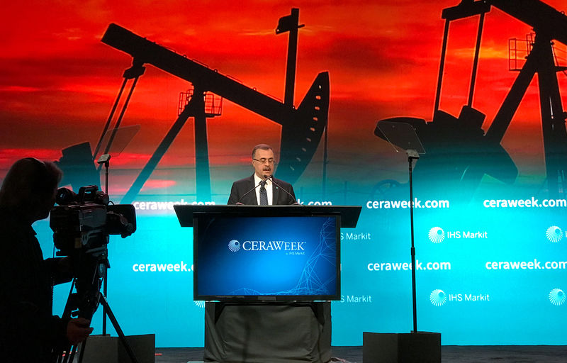 © Reuters. Saudi Aramco Chief Executive Officer Amin Nasser speaks at the annual CERAWeek energy conference in Houston