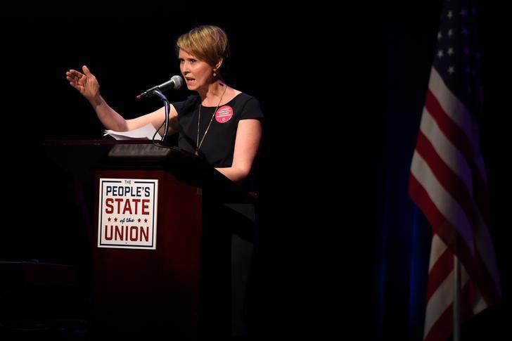 © Reuters. Atriz Cynthia Nixon fala durante evento do "Estado da União" em Nova York