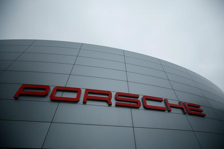 © Reuters. Porsche dice que la tecnología para taxis voladores podría estar lista en una década