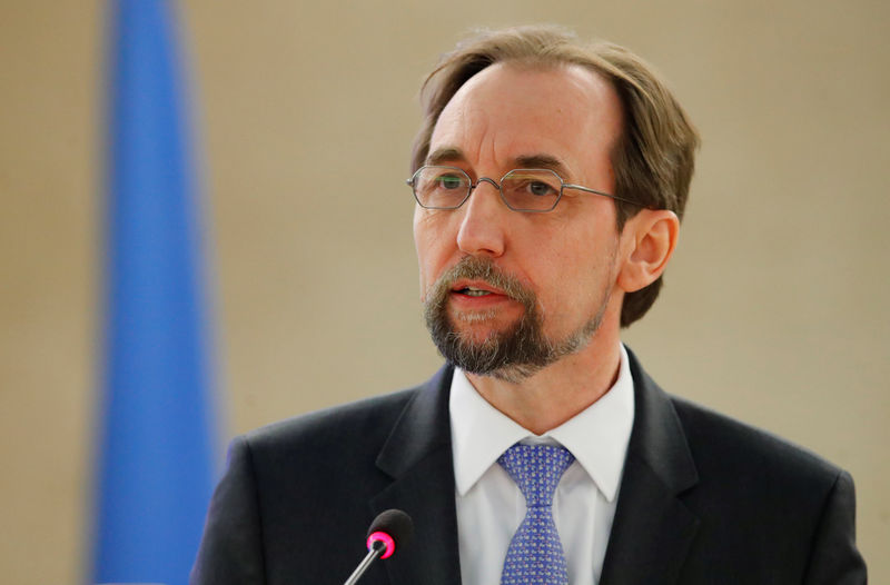 © Reuters. Chefe de direitos humanos da Organização das Nações Unidas (ONU), Zeid Ra'ad al-Hussein, em Genebra, na Suíça