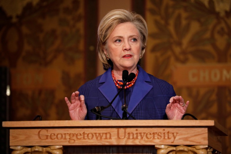 © Reuters. Former Secretary of State Hillary Clinton speaks at the annual Hillary Rodham Clinton awards ceremony at Georgetown University in Washington