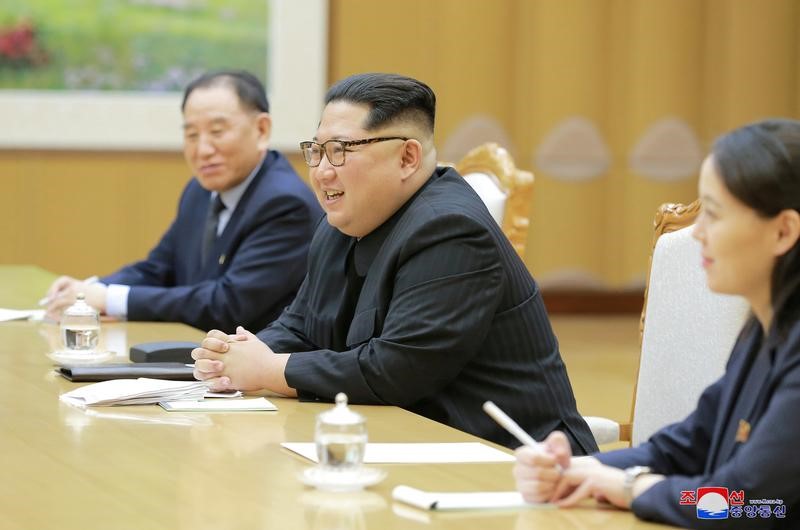© Reuters. صمت في إعلام كوريا الشمالية حيال لفتات موجهة لأمريكا