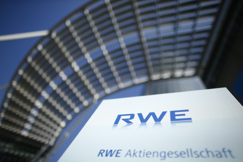 © Reuters. RWE ET E.ON BOULEVERSENT LE SECTEUR ÉNERGÉTIQUE ALLEMAND