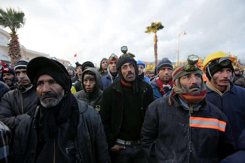 © Reuters. إضراب عام واعتقال نشطاء في حراك مدينة جرادة شرق المغرب