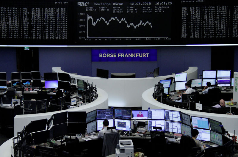 © Reuters. The German share price index, DAX board, is seen at the stock exchange in Frankfurt