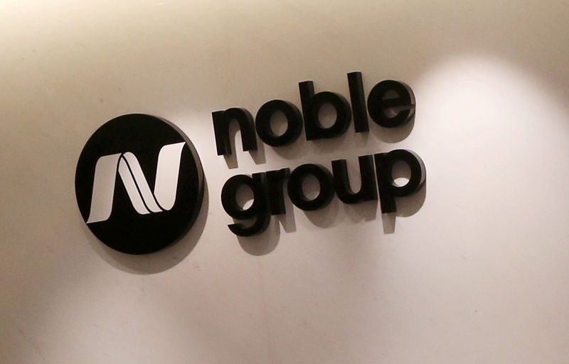 © Reuters. FILE PHOTO: Company logo of Noble Group at headquarters in Hong Kong