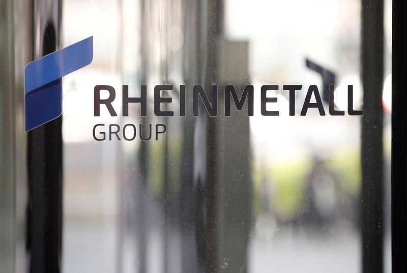 © Reuters. The logo of German defence and automotive group Rheinmetall AG is pictured at the company's headquarters in Duesseldorf