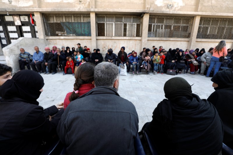 © Reuters. وكالة: روسيا تقول أكثر من 4000 مدني غادروا الغوطة الشرقية