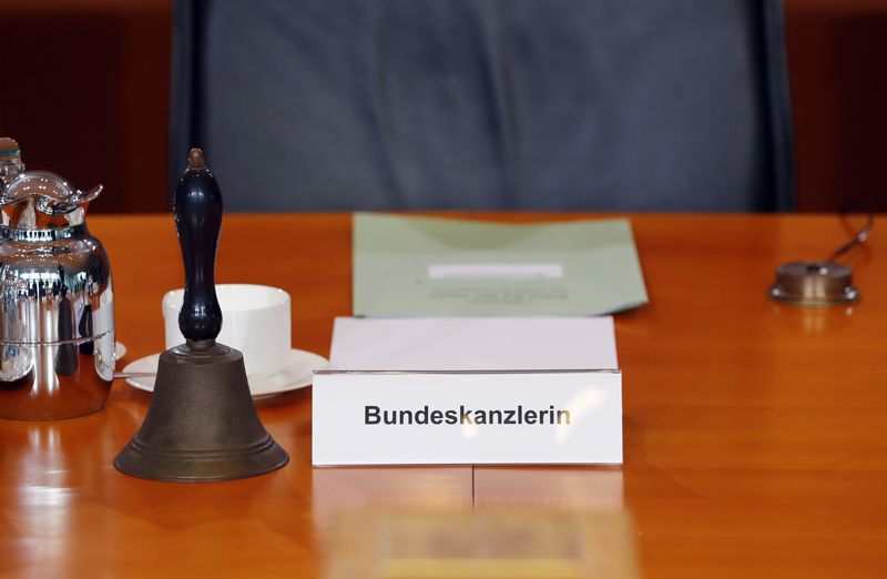 © Reuters. A Bundeskanzlerin sign is seen before the weekly cabinet meeting at the Chancellery in Berlin