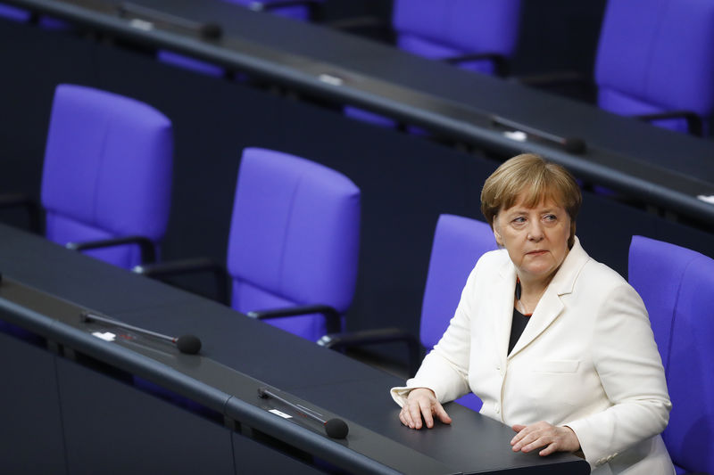 © Reuters. German parliament Bundestag elects new chancellor in Berlin