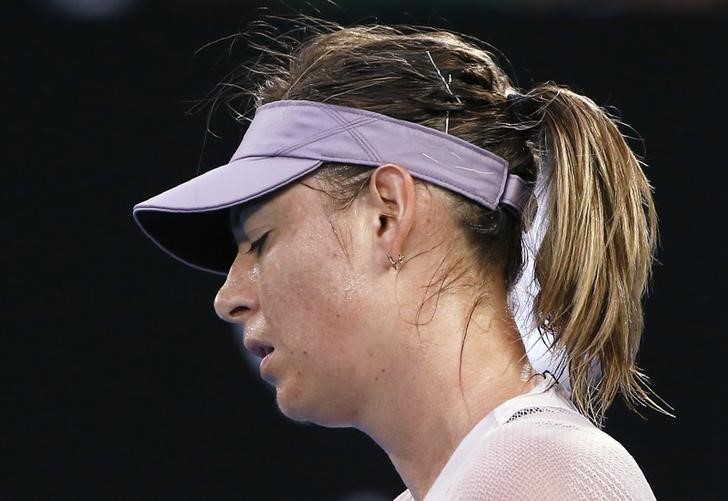 © Reuters. FILE PHOTO - Tennis - Australian Open - Rod Laver Arena, Melbourne, Australia