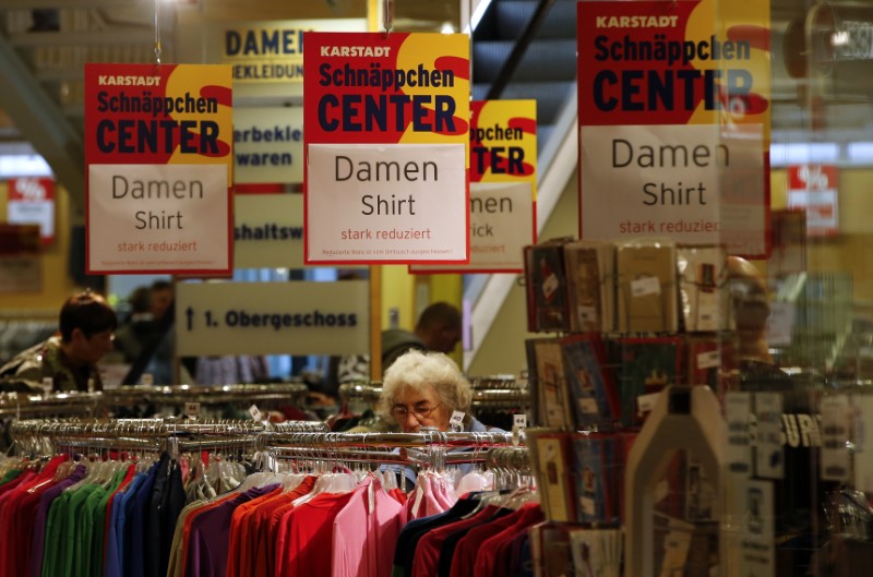 © Reuters. مبيعات التجزئة الألمانية تنخفض على غير المتوقع في فبراير