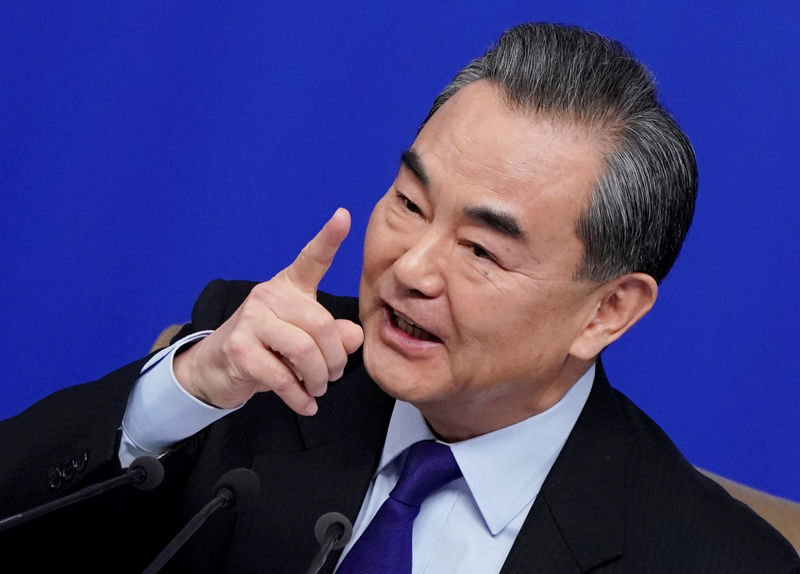 © Reuters. Ministro de Relações Exteriores da China, Wang Yi, durante coletiva de imprensa em Pequim