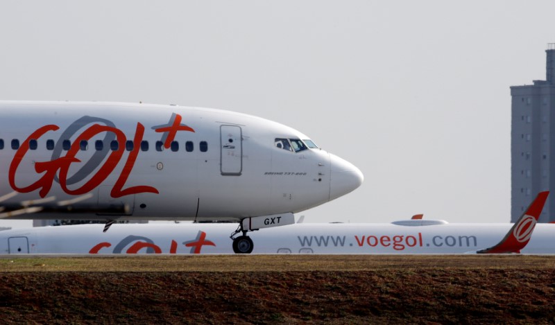 © Reuters. Aeronave da Gol se prepara para decolar no aeroporto de Congonhas, São Paulo, Brasil