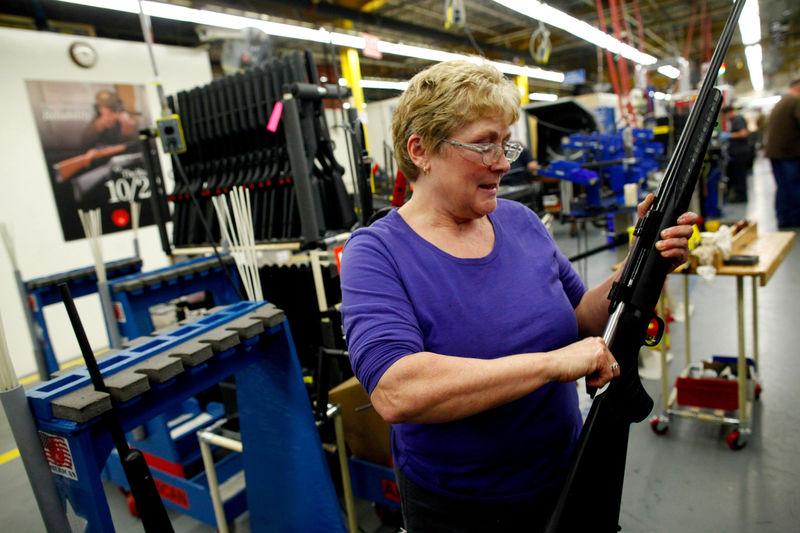 © Reuters. FILE PHOTO:    Worker Marilyn MacKay assembles a rifle at the Sturm, Ruger & Co., Inc. gun factory in Newport, New Hampshire